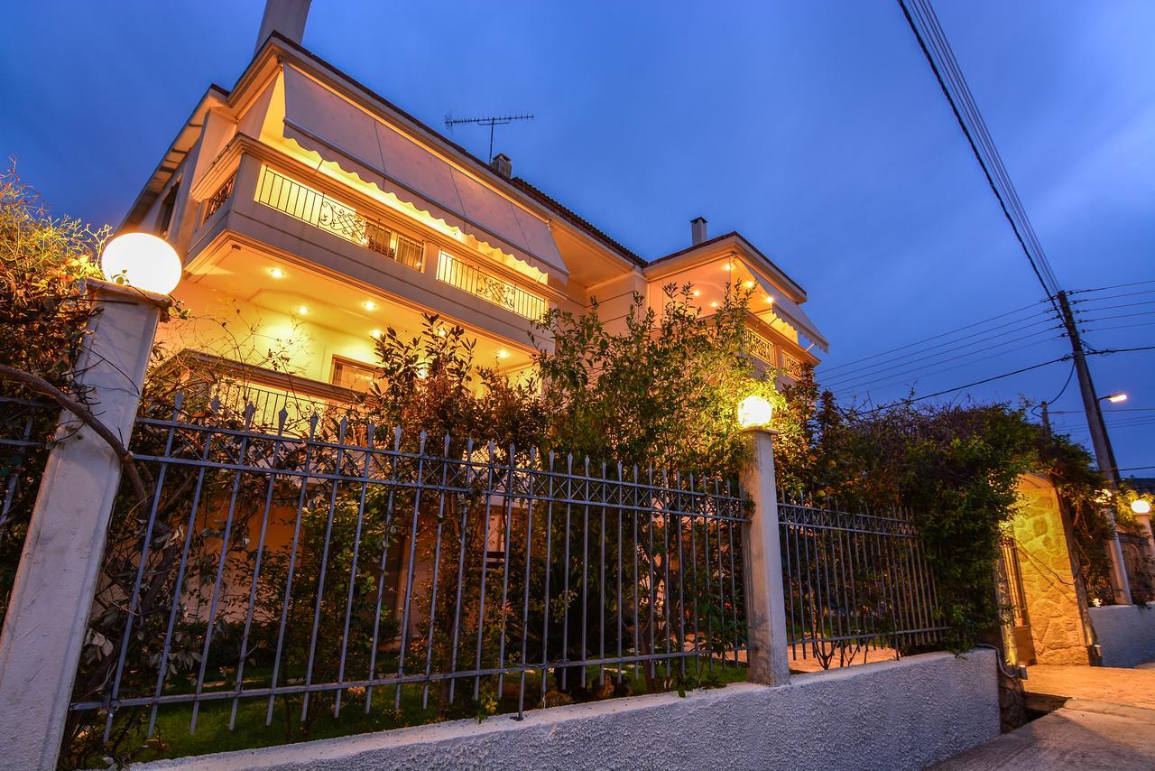 Theoni'S Apartments Ксилокастро Экстерьер фото
